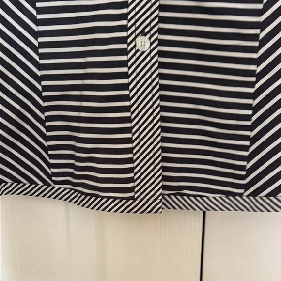 Jones New York Signature Navy & White Striped Button-Up Shirt, Size M - Picture 5 of 8